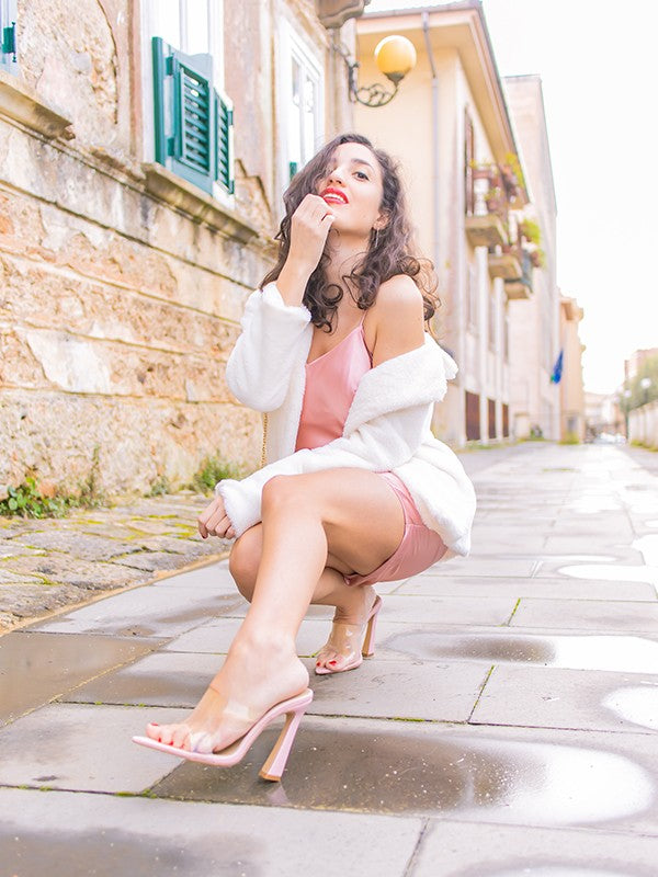 Wholesale Sheath/Column Spaghetti Straps Sleeveless Satin Ruched Short/Mini Dresses